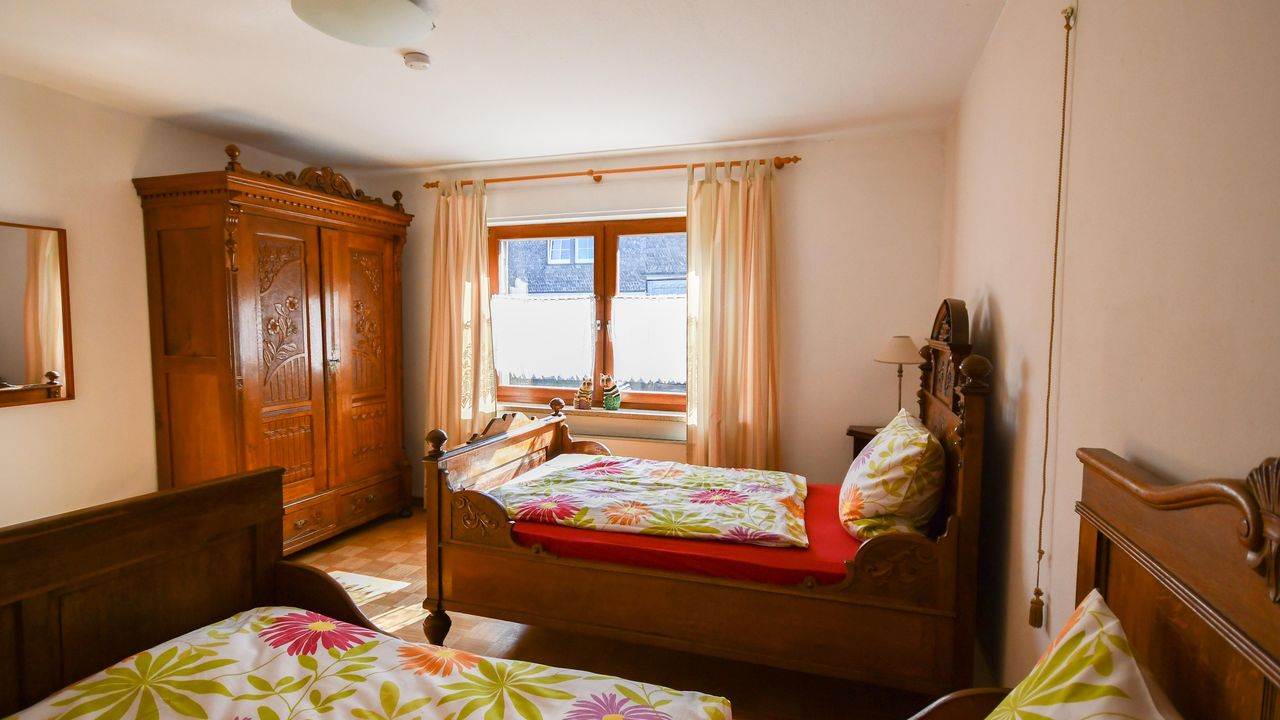 Schlafzimmer 3 mit 2 Einzelbetten Schlafzimmer 3 mit 2 Einzelbetten